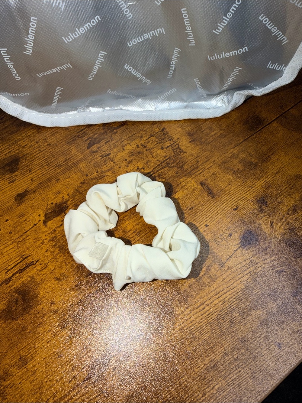 Lululemon scrunchie in White Opal